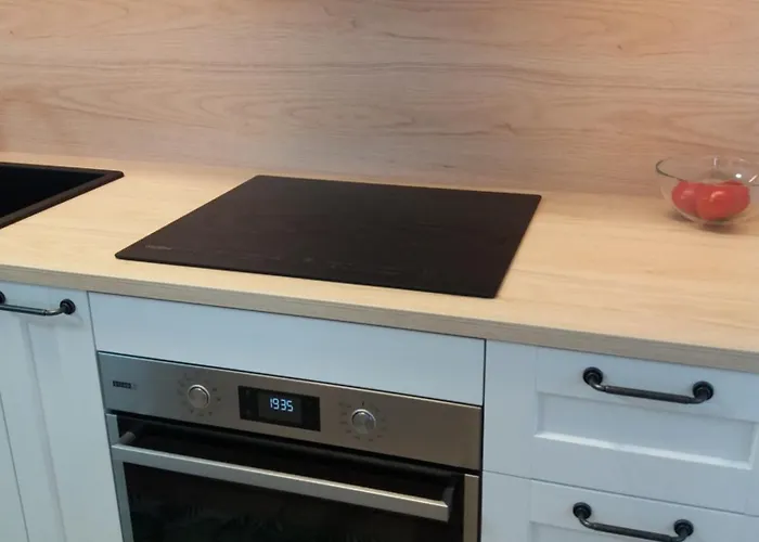 Tomjohn * שיופוק